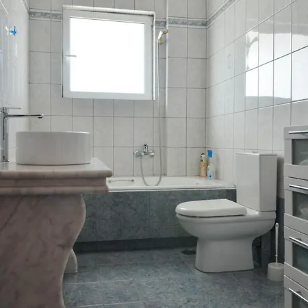 Eli's Apartment *